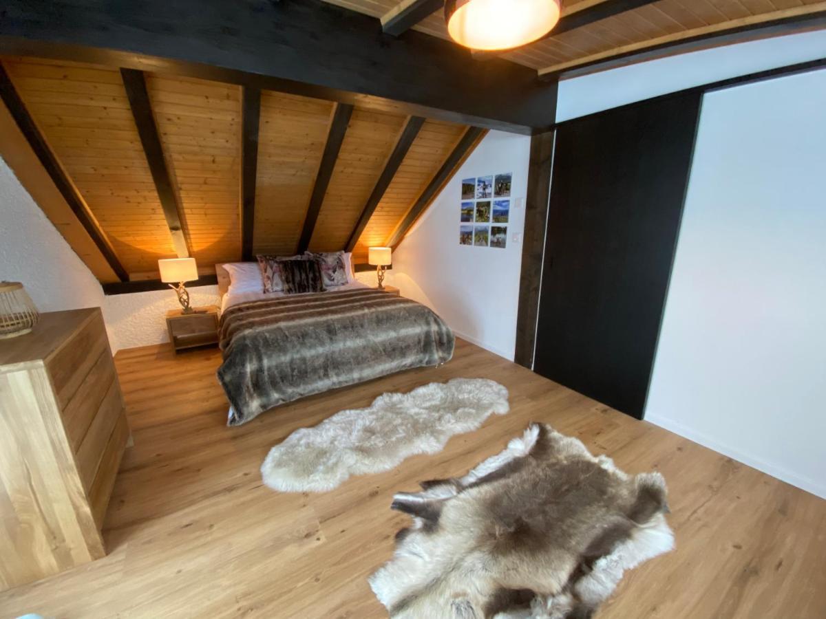 Chalet Beautiful On The Piste In Swiss Alps
