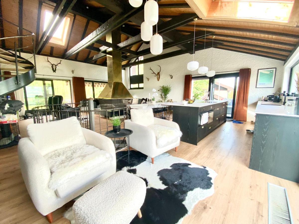 Chalet Beautiful On The Piste In Swiss Alps